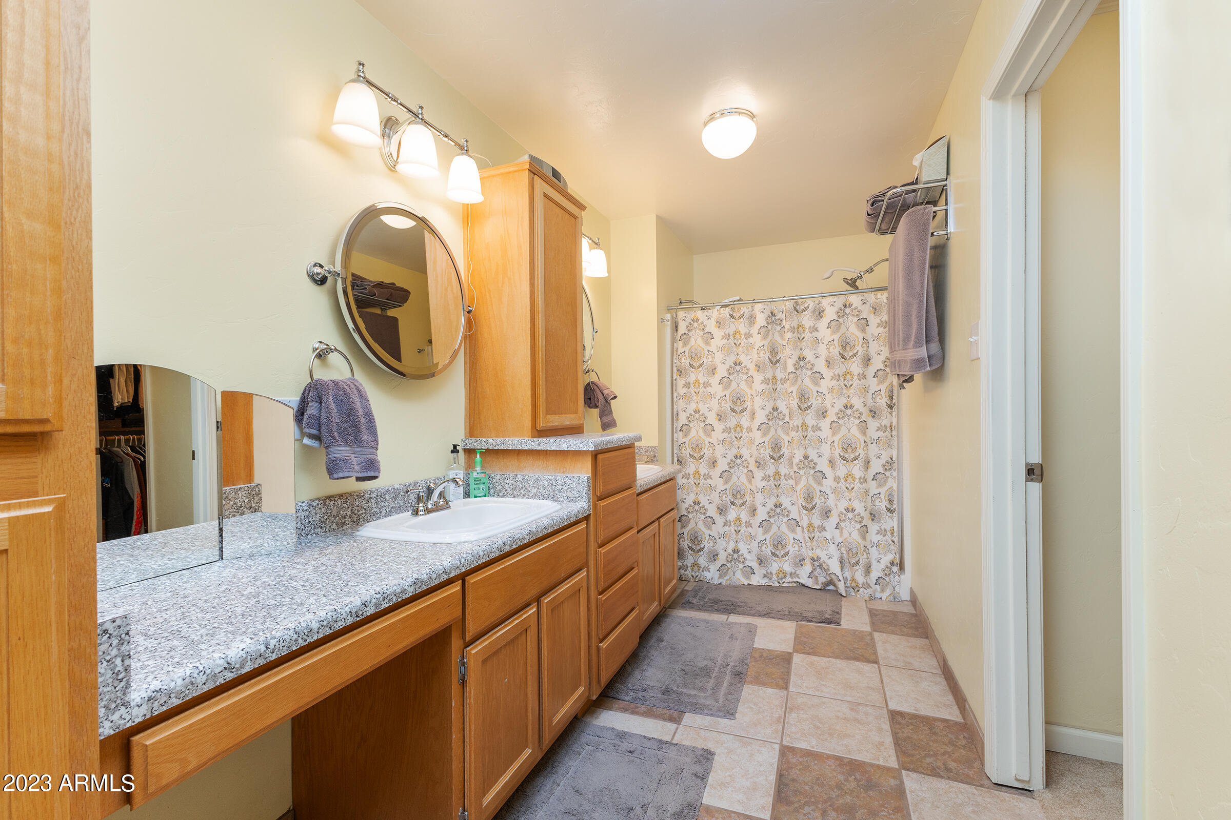805 West Little Ranch Road Paulden, AZ 86334 - Photo 23 of 122 06.PrimaryBathroom_02