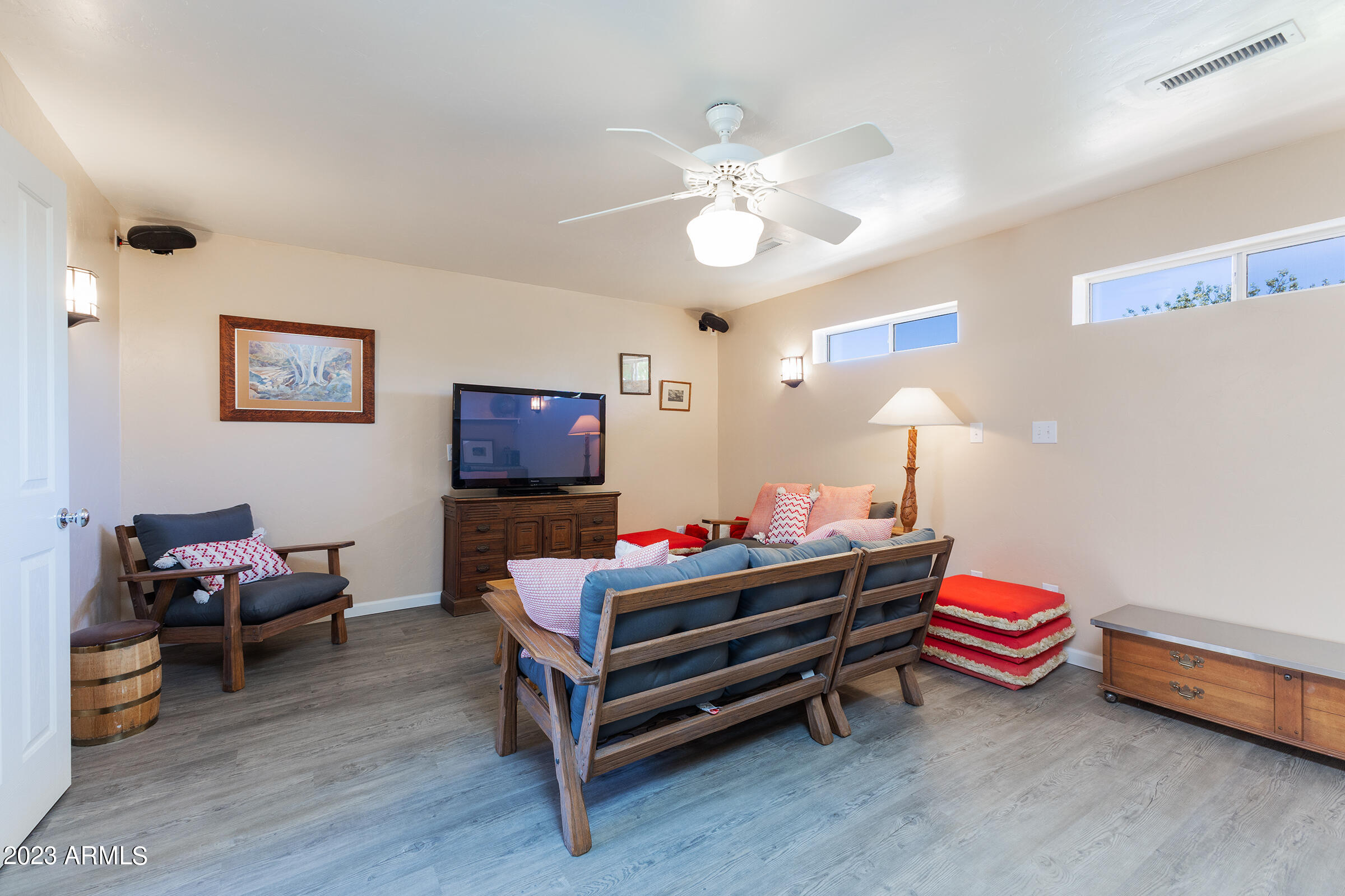 805 West Little Ranch Road Paulden, AZ 86334 - Photo 32 of 122 12.FamilyRoom_01