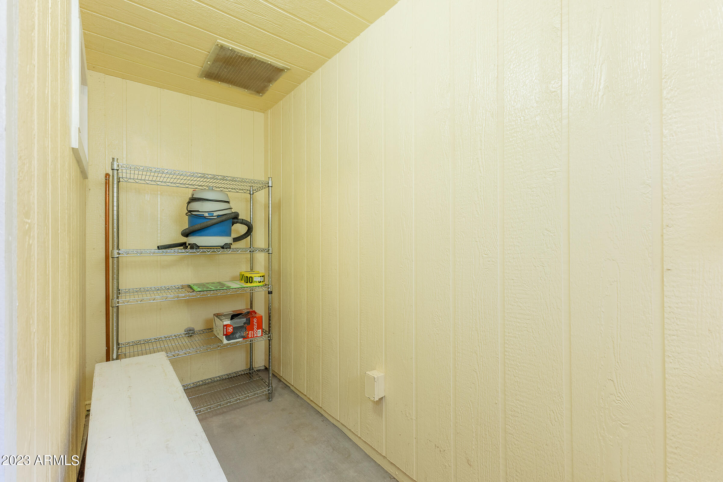805 West Little Ranch Road Paulden, AZ 86334 - Photo 39 of 122 16.UtilityRoom_02