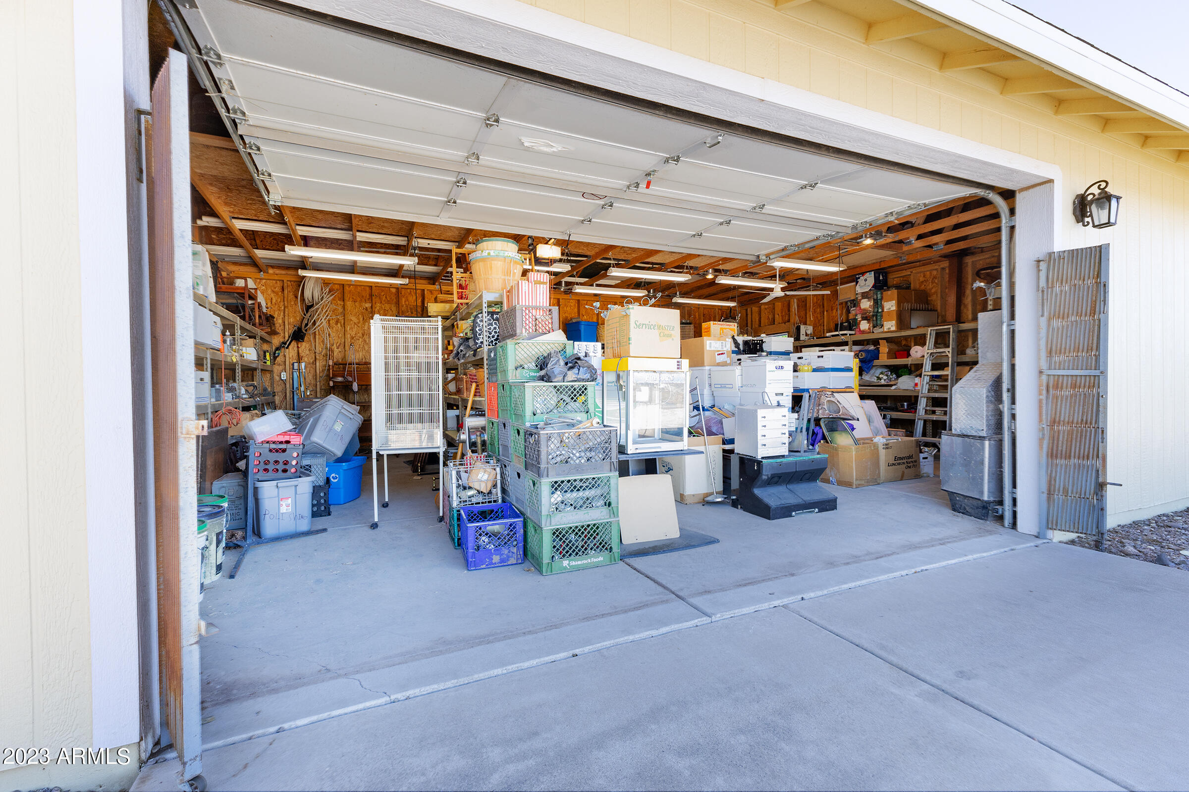 805 West Little Ranch Road Paulden, AZ 86334 - Photo 43 of 122 17.Garage_03
