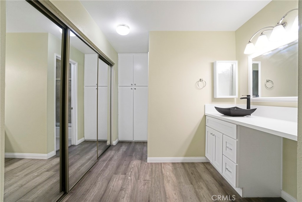 8650 Gulana Avenue Playa del Rey, CA 90293 - Photo 17 of 46 a bathroom with a sink and a mirror