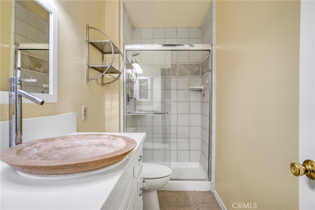 8650 Gulana Avenue Playa del Rey, CA 90293 - Photo 22 of 46 a bathroom with a sink and a mirror