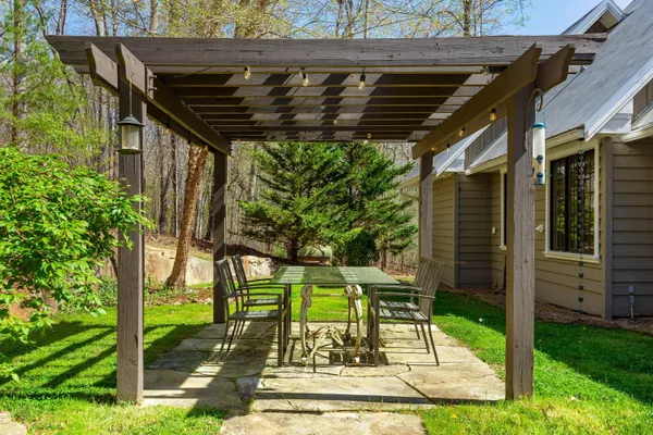 $825,000 | 274 Deer Creek Lane, Lookout Mountain, GA 30750