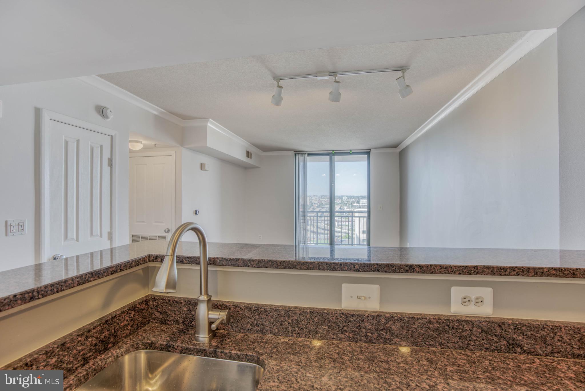 414 Water Street, Unit 2106 Baltimore, MD 21202 - Photo 12 of 35