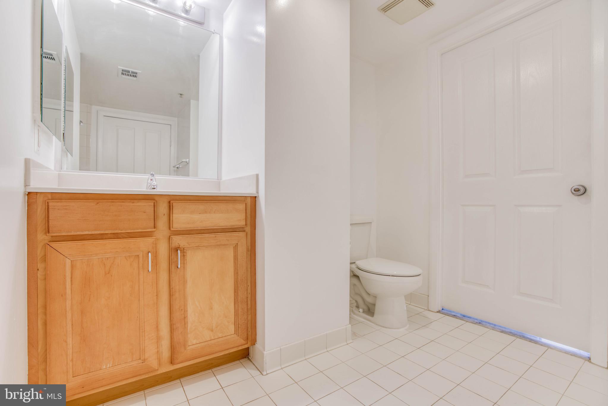 414 Water Street, Unit 2106 Baltimore, MD 21202 - Photo 34 of 35