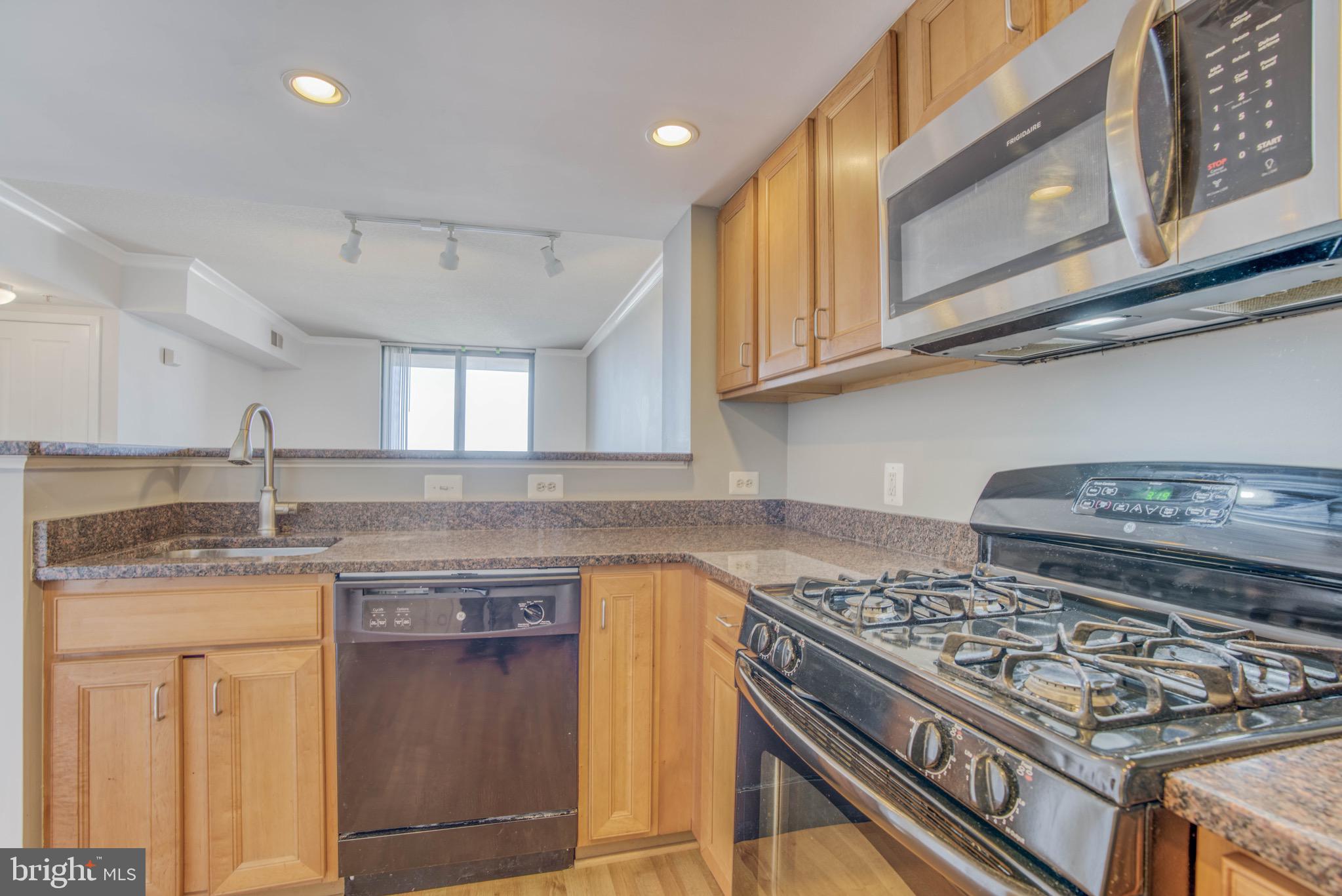 414 Water Street, Unit 2106 Baltimore, MD 21202 - Photo 8 of 35