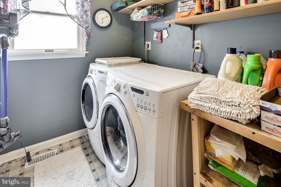 1079 Huntfield Road Westminster, MD 21157 - Photo 19 of 43 Laundry