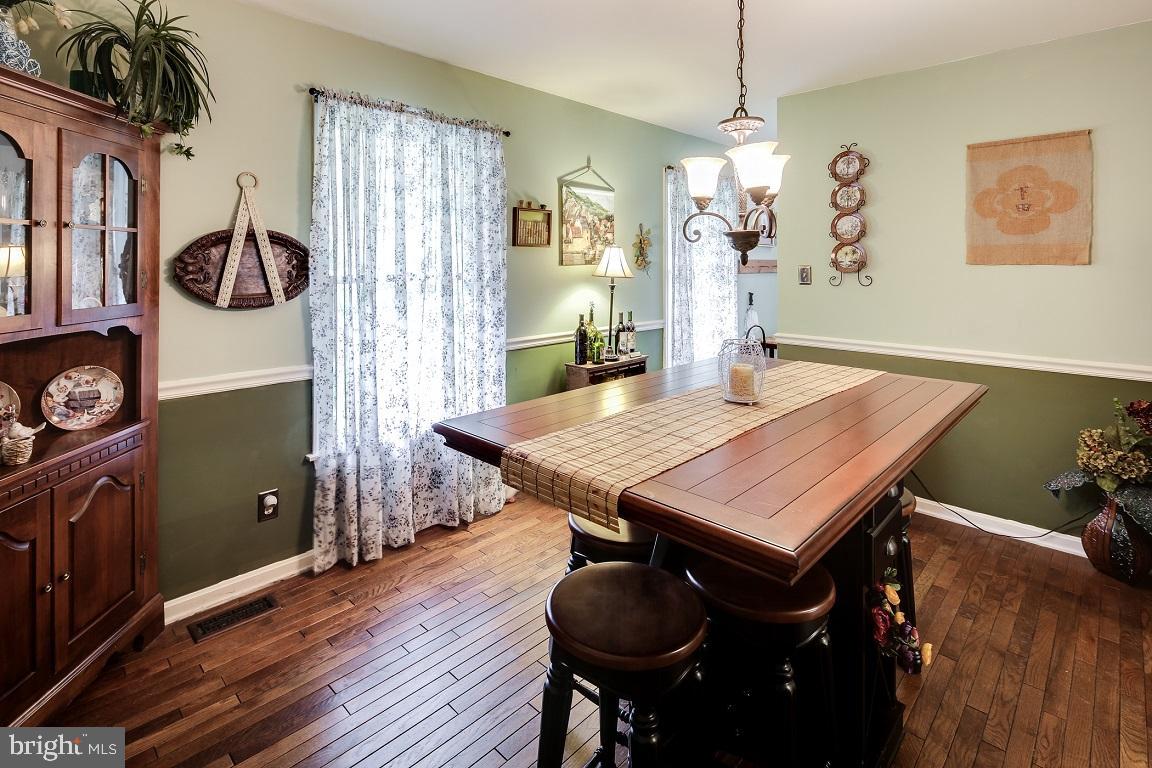 1079 Huntfield Road Westminster, MD 21157 - Photo 21 of 43 Dining Room