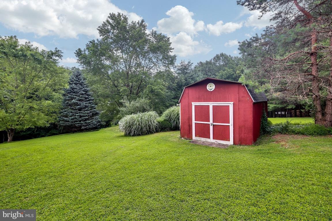 1079 Huntfield Road Westminster, MD 21157 - Photo 42 of 43 Rear Yard with Shed