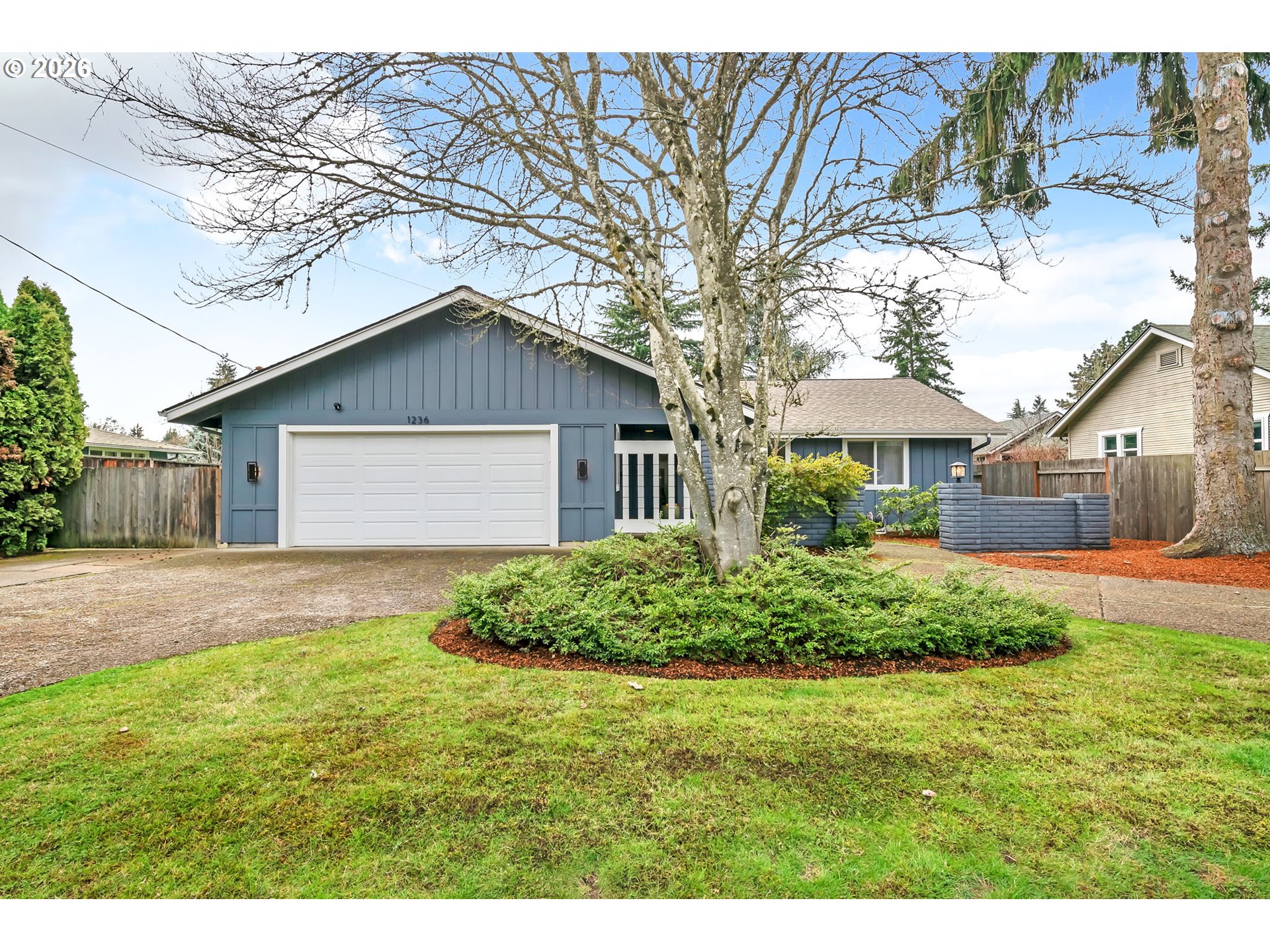 1236 Cal Young Road Eugene, OR 97401 - Photo 2 of 21