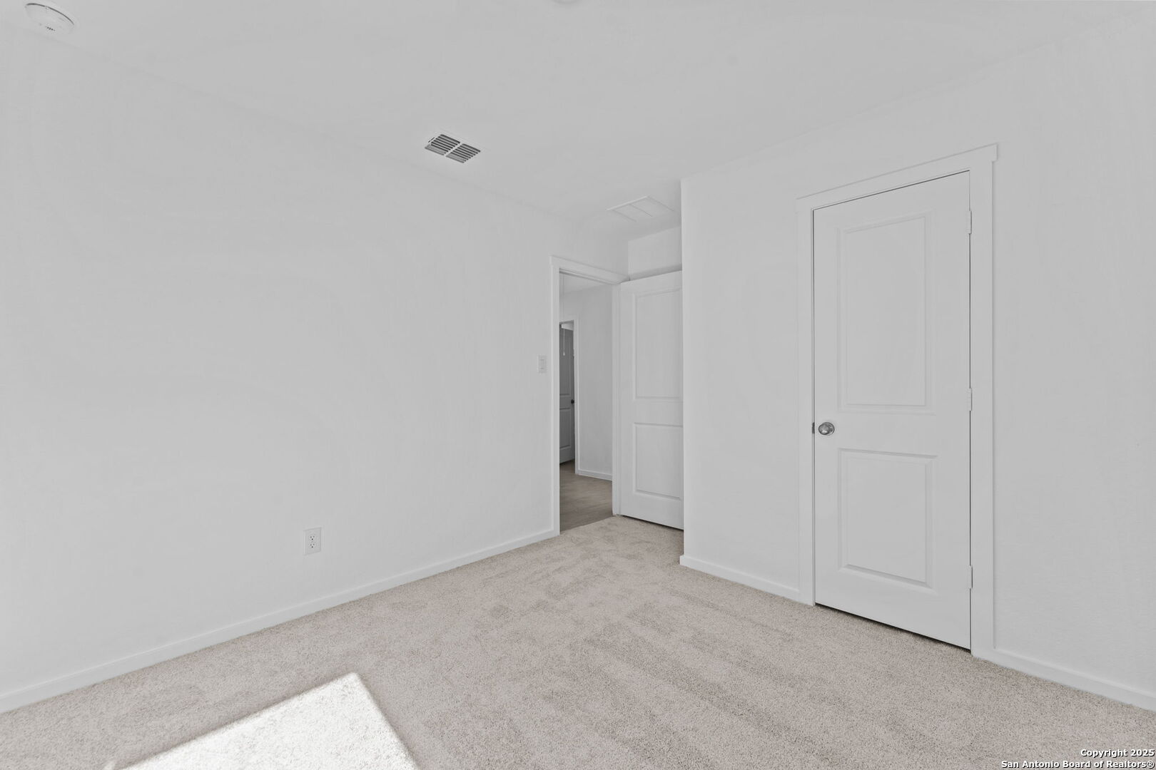 2067 Powell Place Converse, TX 78109 - Photo 8 of 22 a view of an empty room