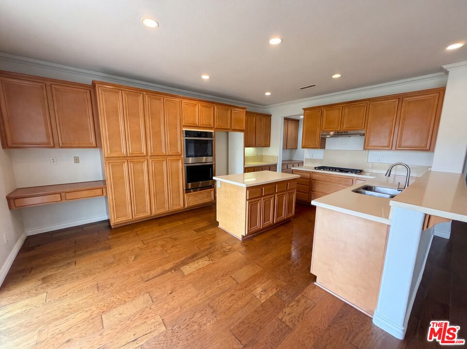 5737 Rose Croft Court Rancho Cucamonga, CA 91739 - Photo 6 of 39