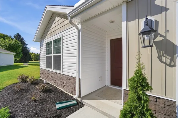 $254,900 | 125 Arlington Drive, Eaton, OH 45320
