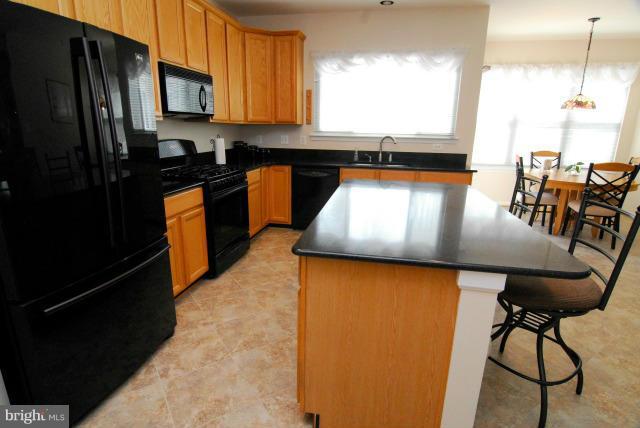 12313 Snowden Woods Road Laurel, MD 20708 - Photo 11 of 30 Kitchen
