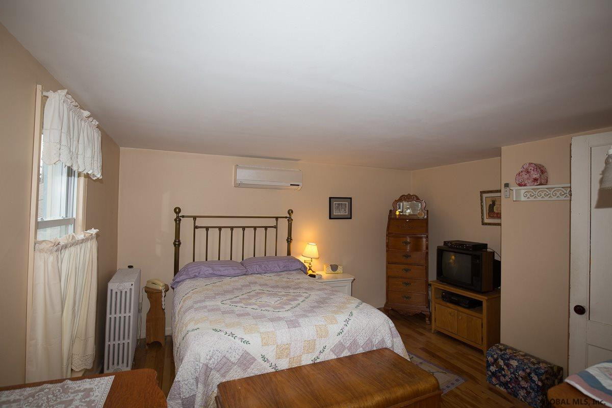 204 Osborne Road Colonie, NY 12205 - Photo 19 of 25 Photo 19