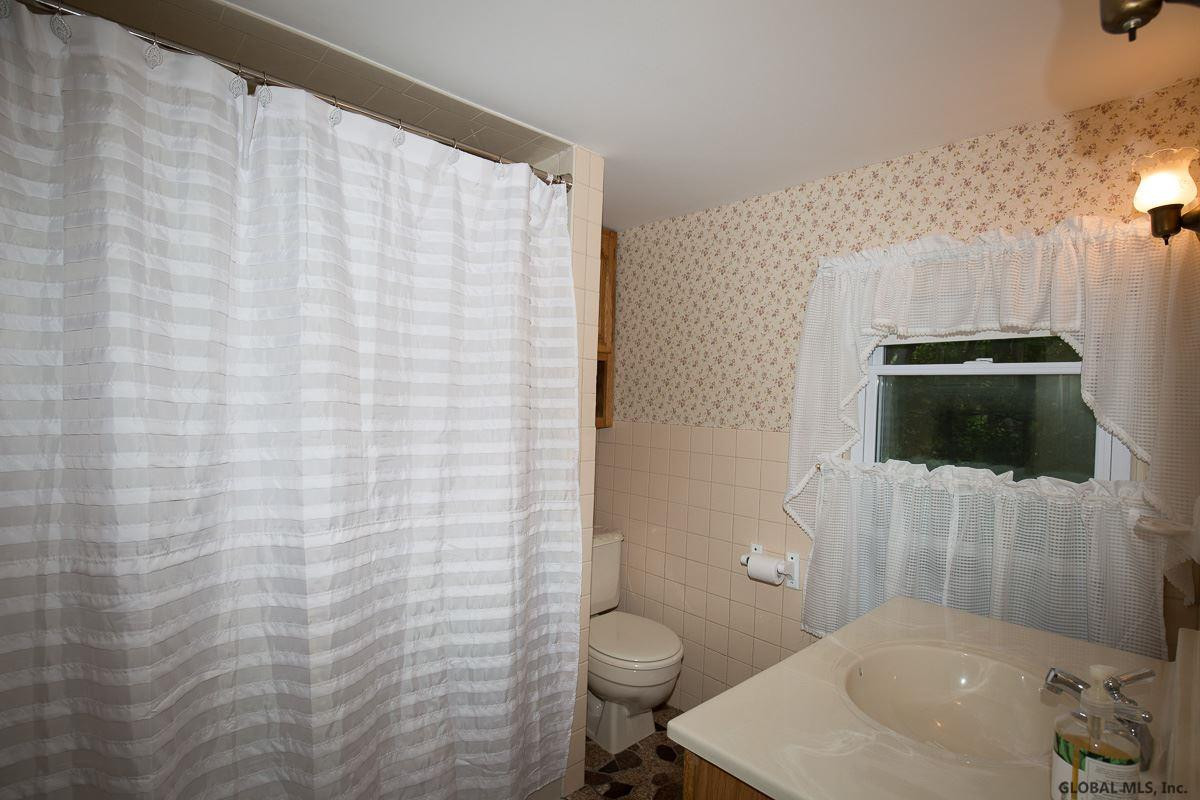 204 Osborne Road Colonie, NY 12205 - Photo 22 of 25 Photo 22