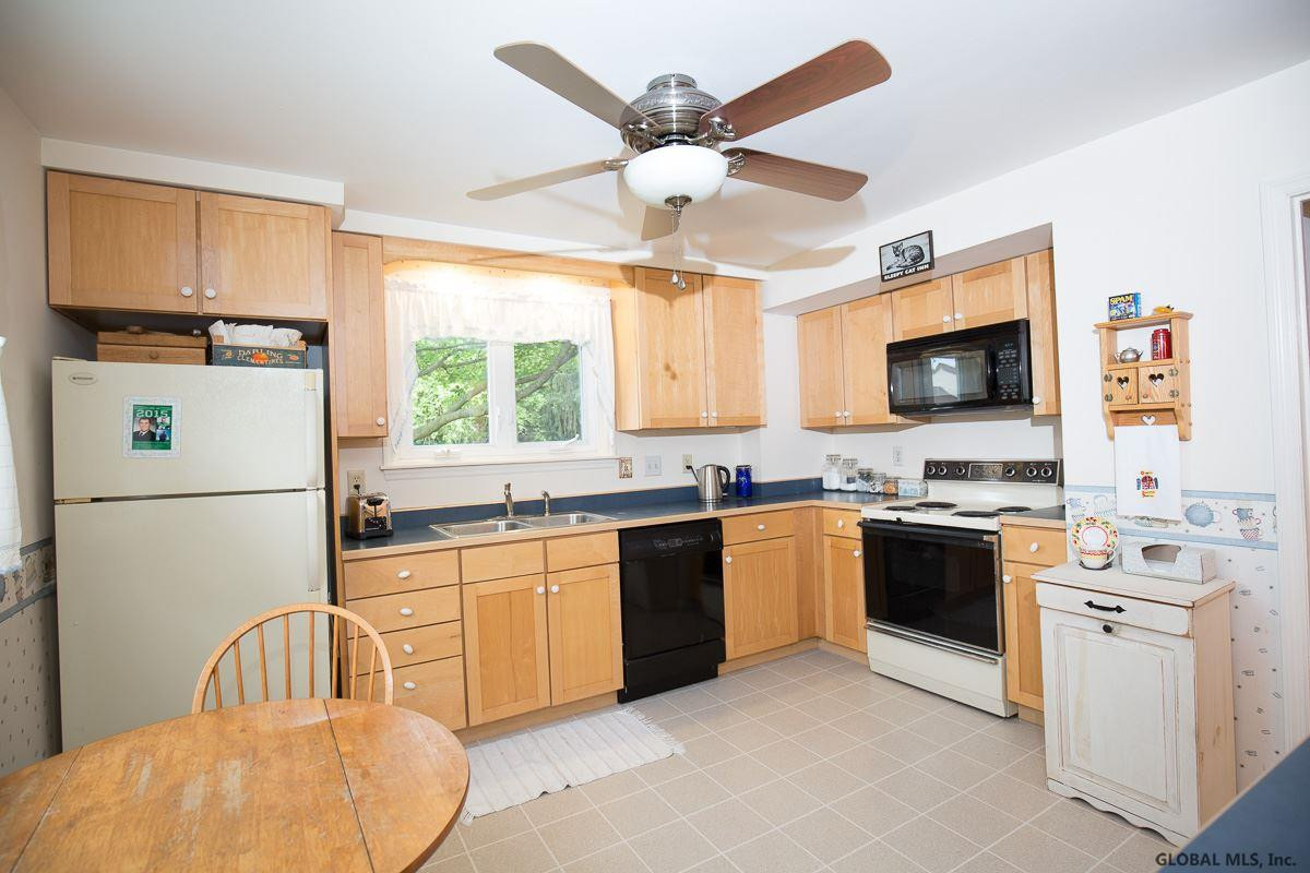 204 Osborne Road Colonie, NY 12205 - Photo 4 of 25 Photo 4