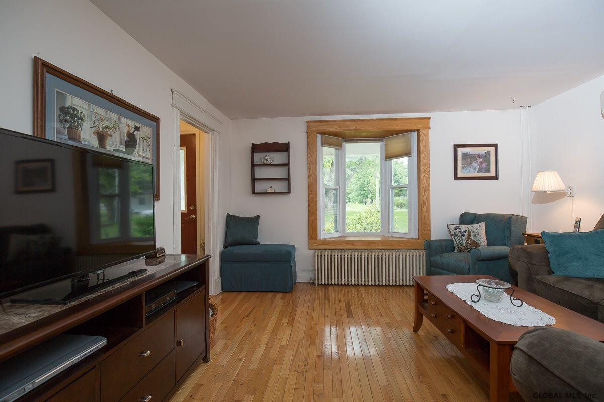 204 Osborne Road Colonie, NY 12205 - Photo 8 of 25 Photo 8
