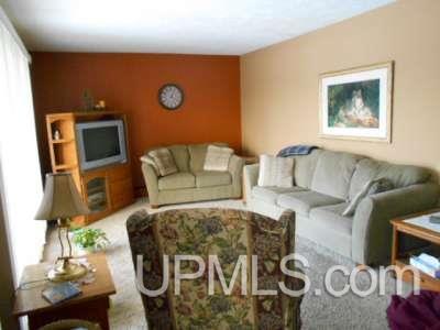 7260 L Road Escanaba, MI 49829 - Photo 6 of 35