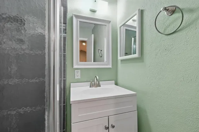 $1,500 | 12824 Midway Road, Unit 2136, Dallas, TX 75244