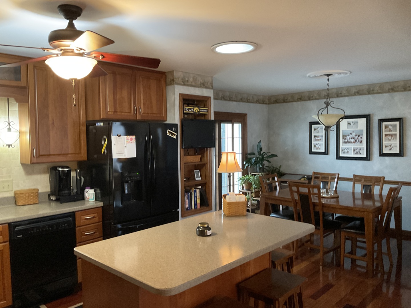 805 West Spring Street Eldridge, IA 52748 - Photo 3 of 24 Gallery Image 3
