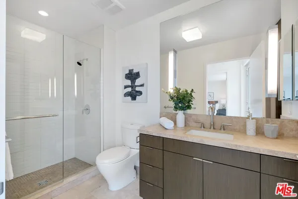 $10,500 | 1705 Ocean Avenue, Unit 502, Santa Monica, CA 90401