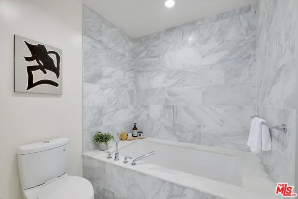 $10,500 | 1705 Ocean Avenue, Unit 502, Santa Monica, CA 90401