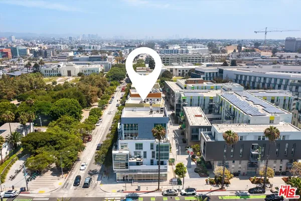 $10,500 | 1705 Ocean Avenue, Unit 502, Santa Monica, CA 90401