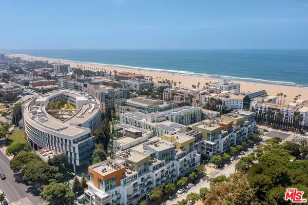 $10,500 | 1705 Ocean Avenue, Unit 502, Santa Monica, CA 90401
