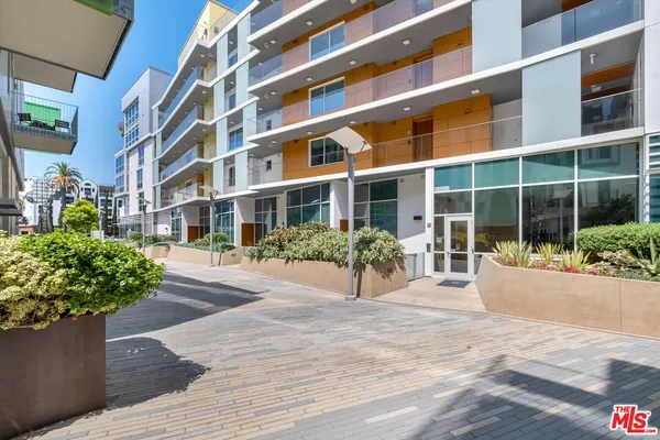 $10,500 | 1705 Ocean Avenue, Unit 502, Santa Monica, CA 90401
