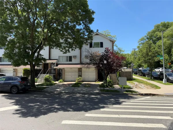 $850,000 | 3683 Boller Avenue | Edenwald