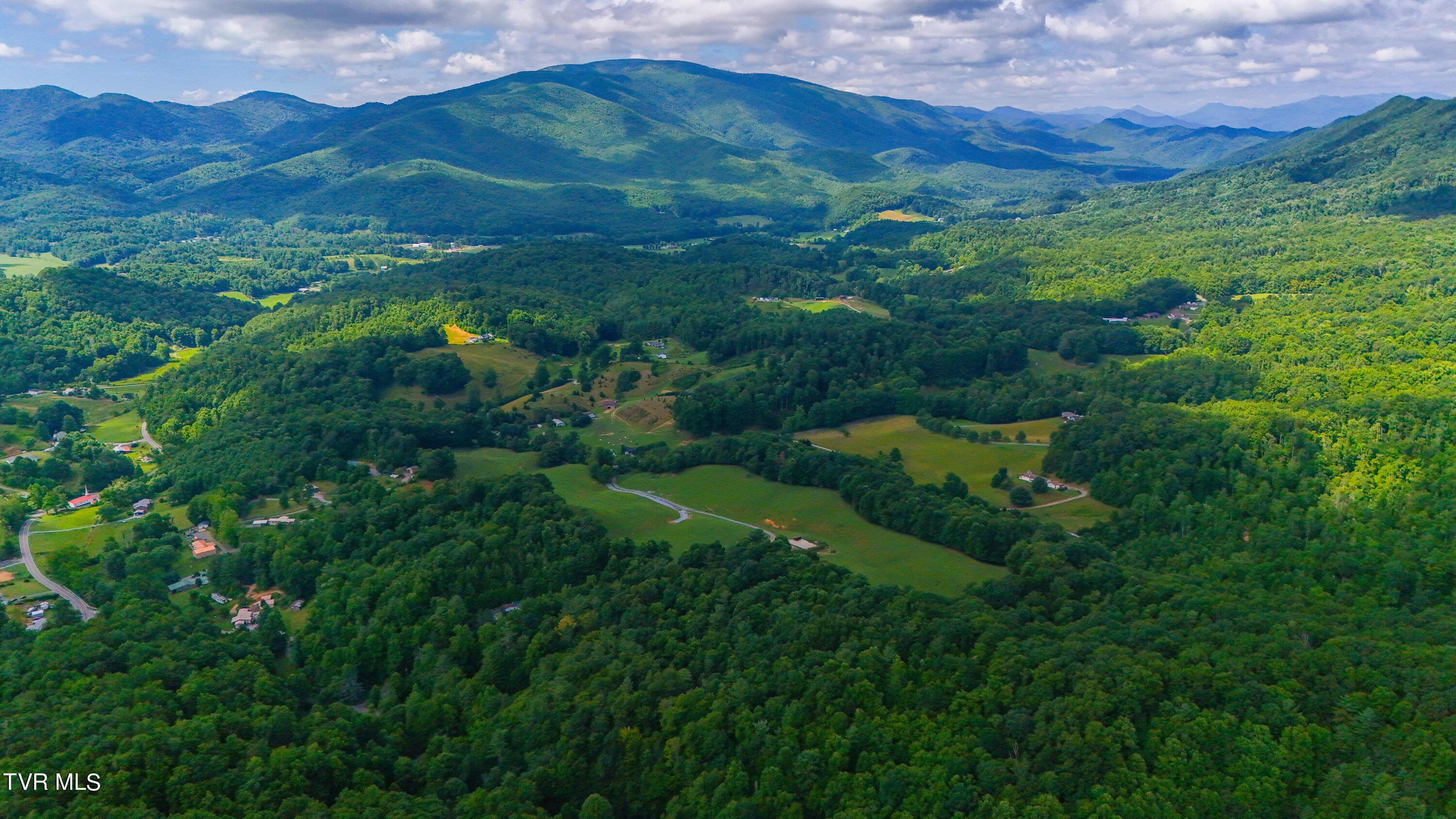 Tbd Piney Grove Road, Unit 8 Unicoi, TN 37692 - Photo 11 of 16 DJI_20240711110937_0873_D-2