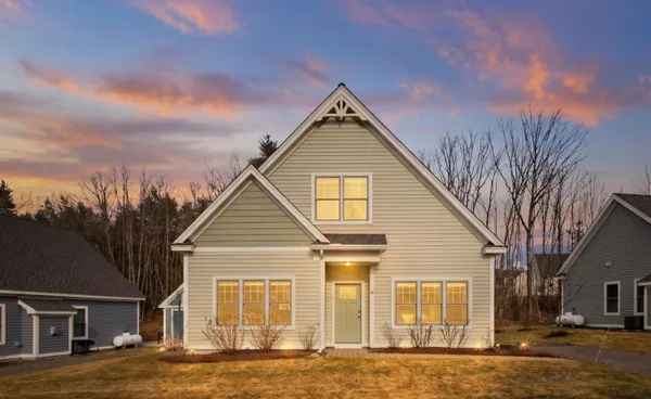 $565,000 | 42 Patriot Way, Unit 133, Arundel, ME 04046