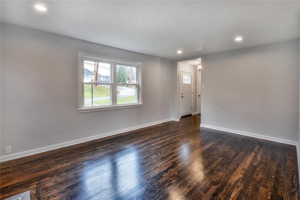 9422 Peebles Road Allison Park, PA 15101 - Photo 11 of 24