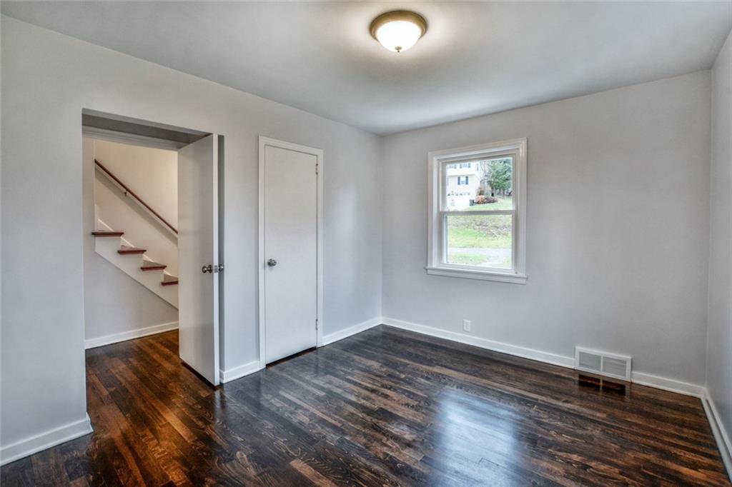 9422 Peebles Road Allison Park, PA 15101 - Photo 13 of 24