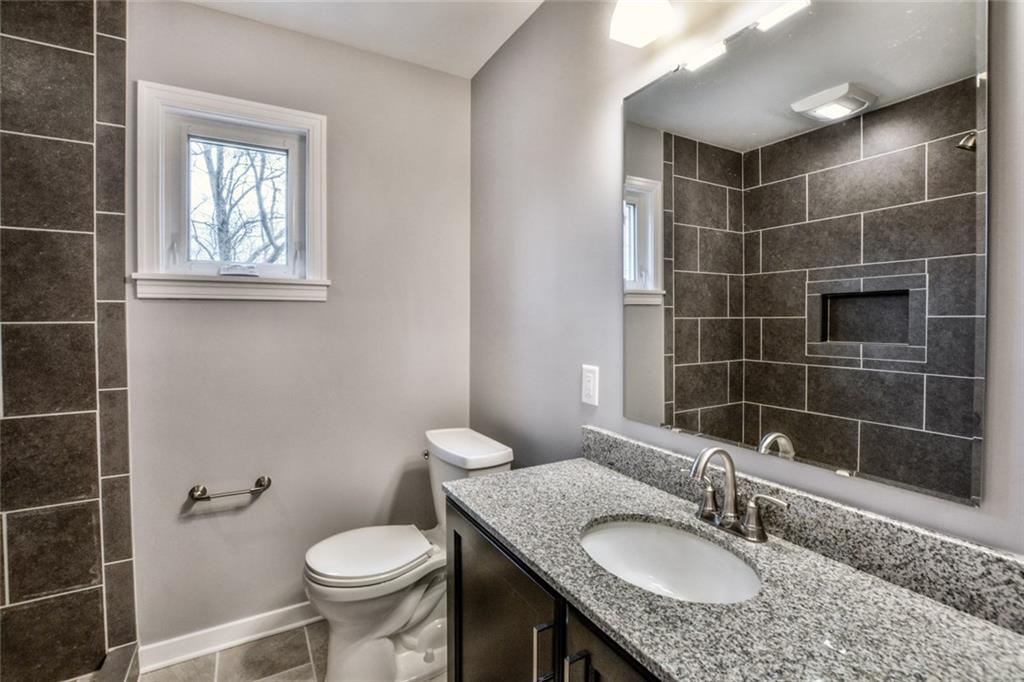 9422 Peebles Road Allison Park, PA 15101 - Photo 7 of 24