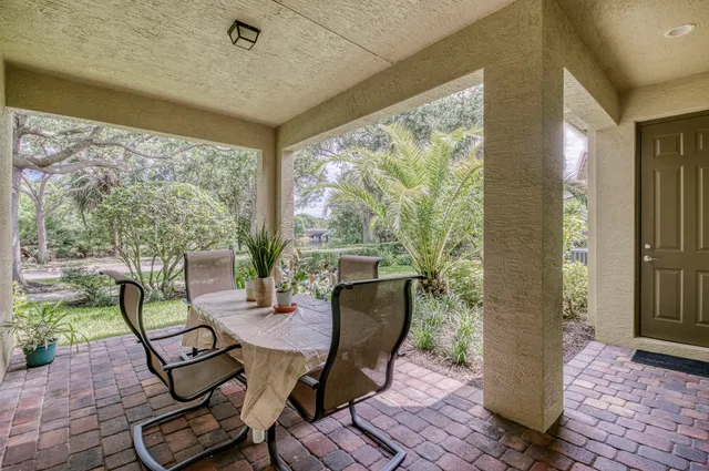 $1,100,000 | 118 Foxford Court, Jupiter, FL 33458