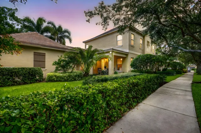 $1,100,000 | 118 Foxford Court, Jupiter, FL 33458