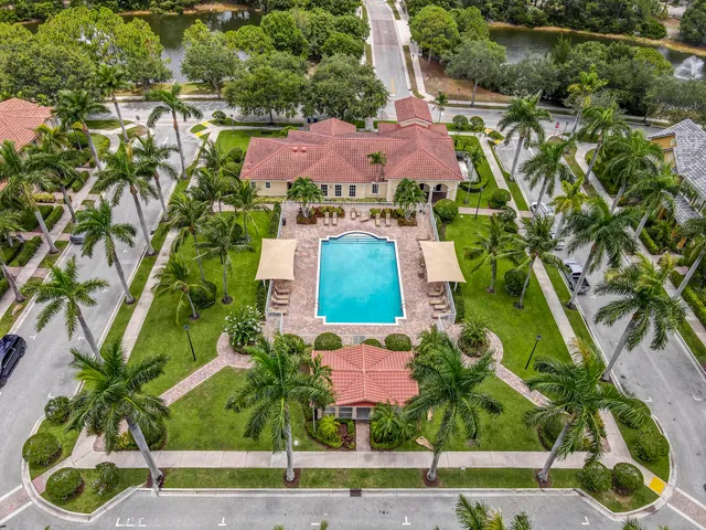 $1,100,000 | 118 Foxford Court, Jupiter, FL 33458