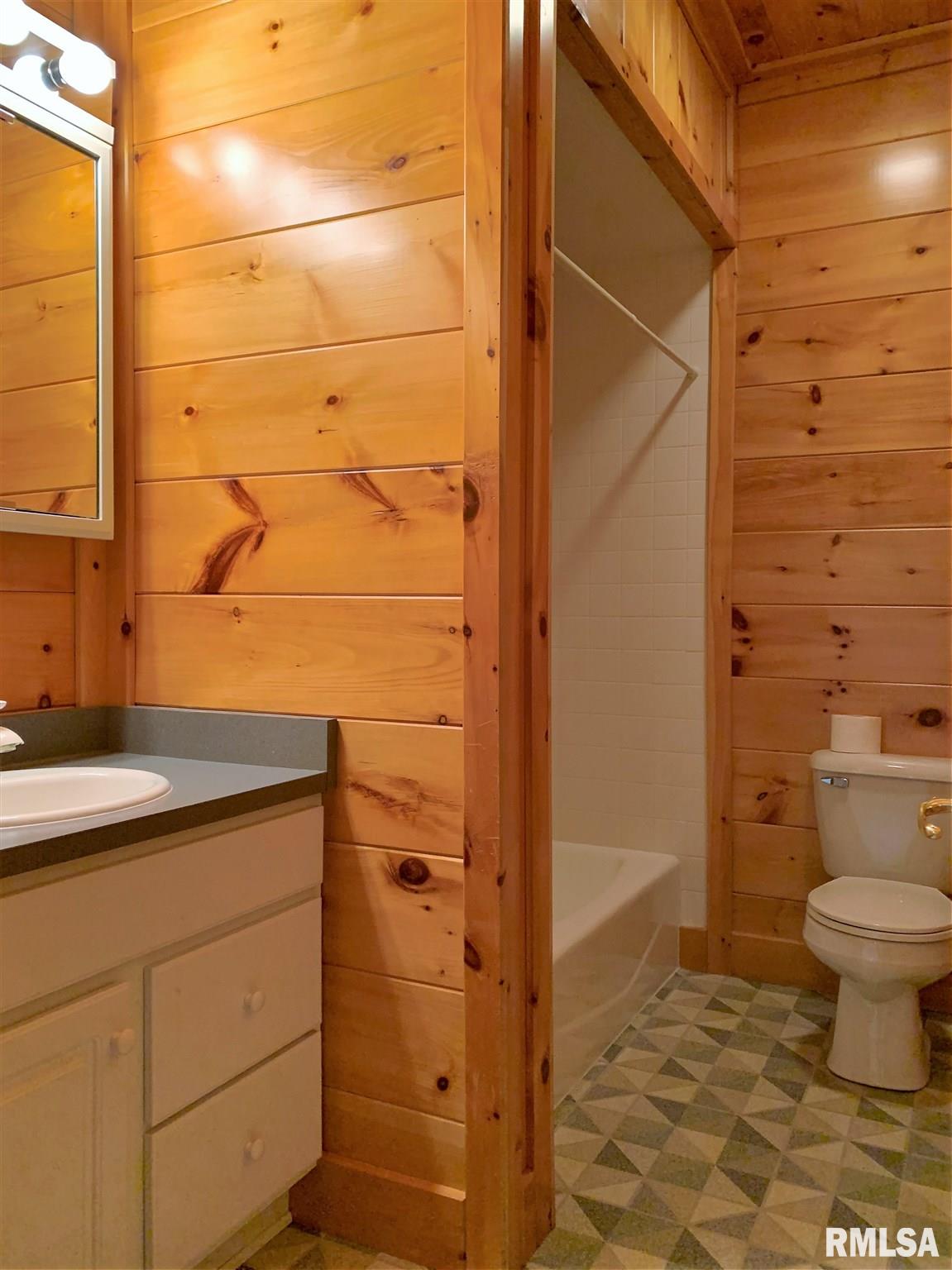 26163 Cooper Road Washington, IL 61571 - Photo 28 of 47 Gallery Image 28