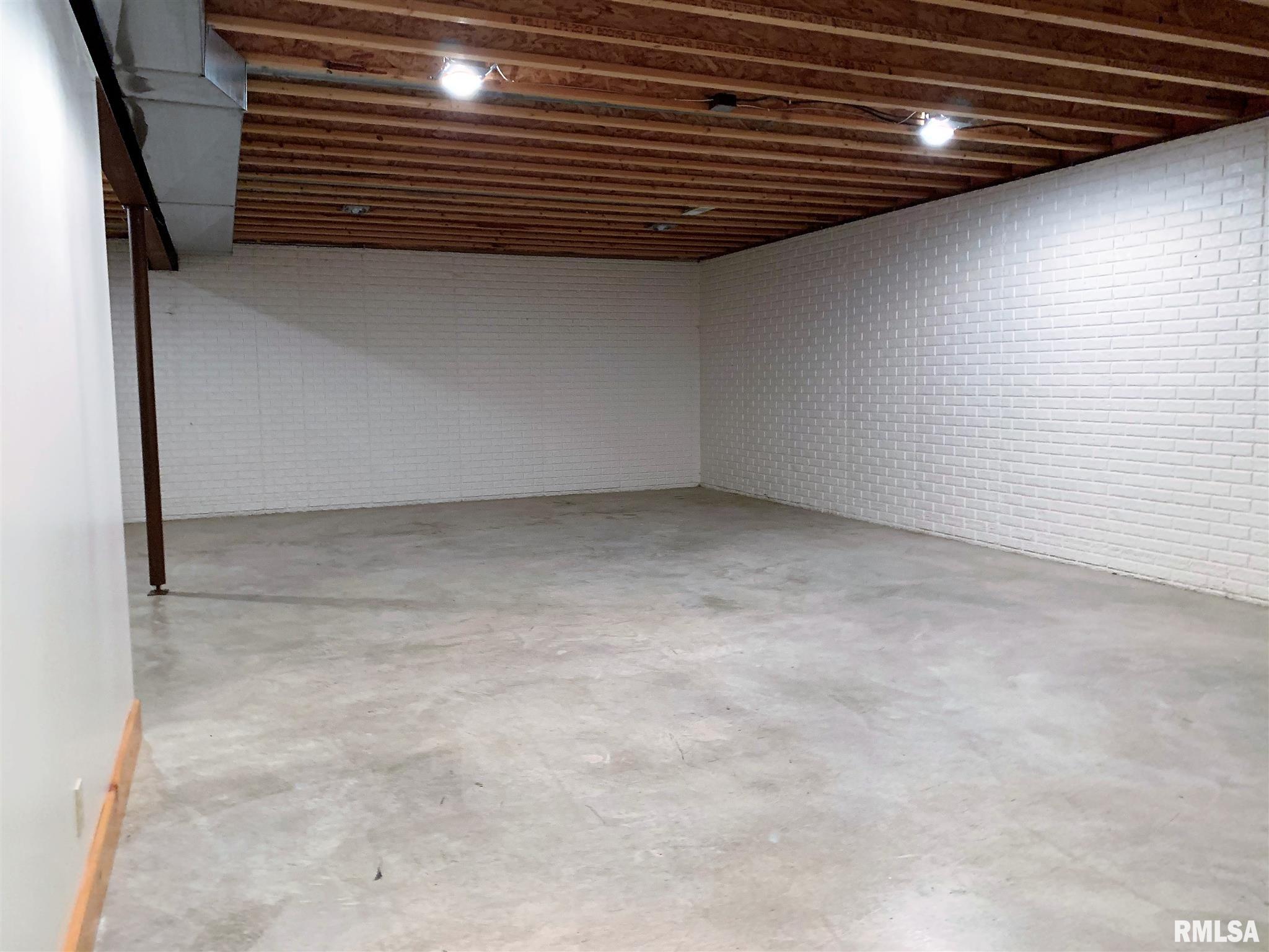 26163 Cooper Road Washington, IL 61571 - Photo 44 of 47 Gallery Image 44
