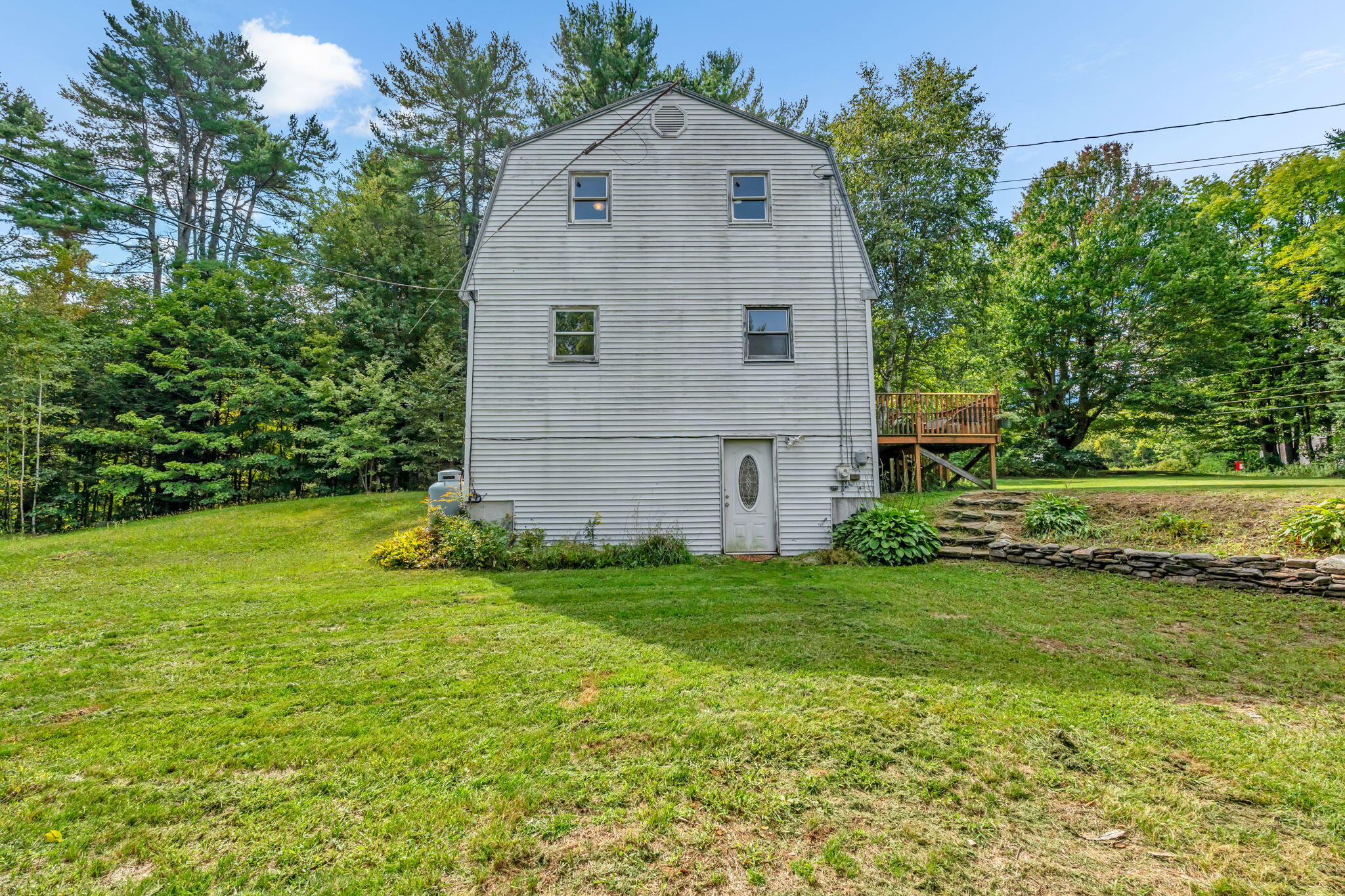 37-web-or-mls-2120-hallowell-rd