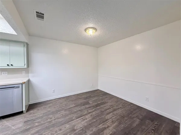 $1,700 | 3411 Minnie Street, Unit B, Austin, TX 78745