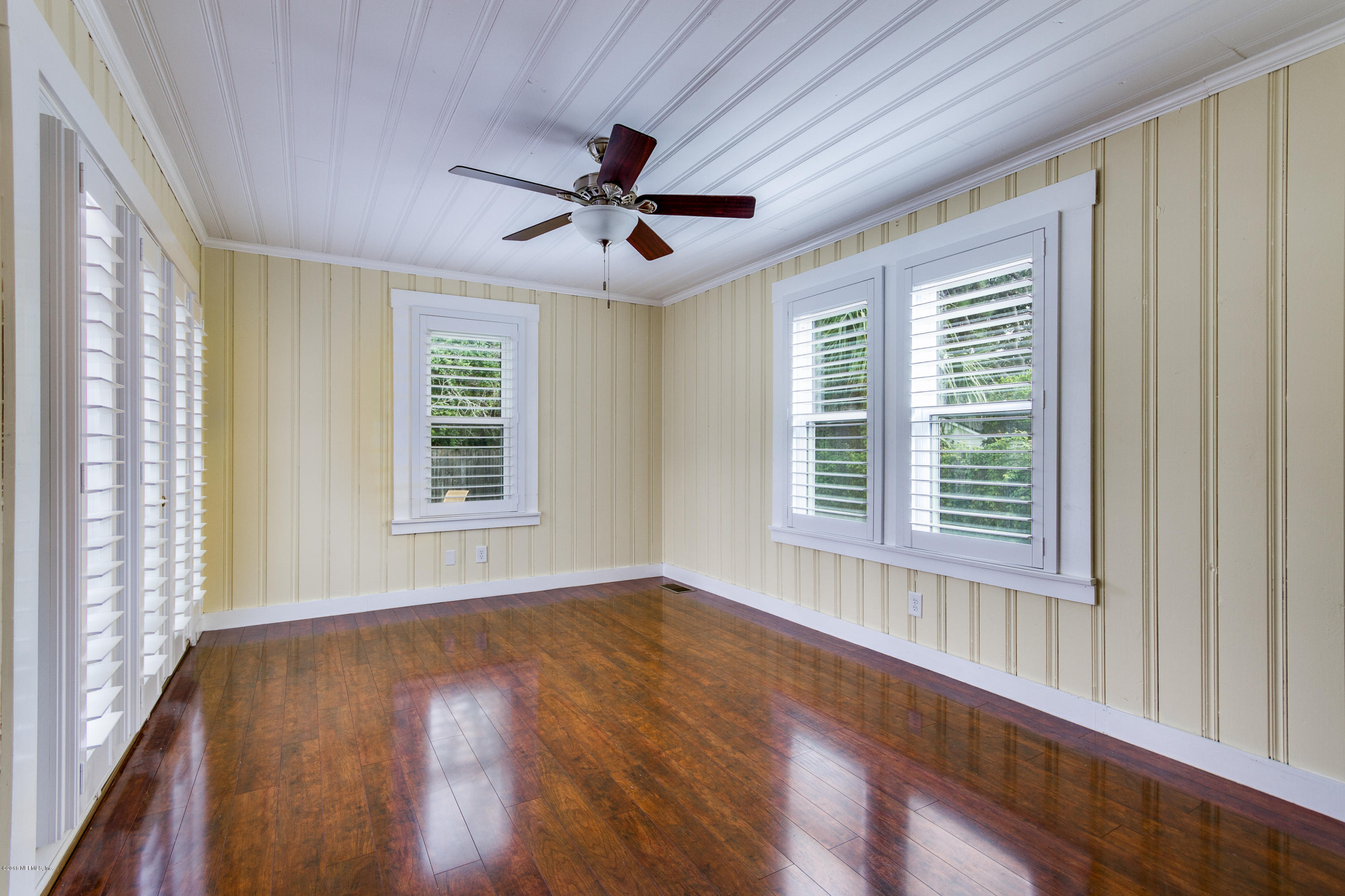 1603 River Oaks Road Jacksonville, FL 32207 - Photo 17 of 49 Tongue & Groove walls & Ceiling