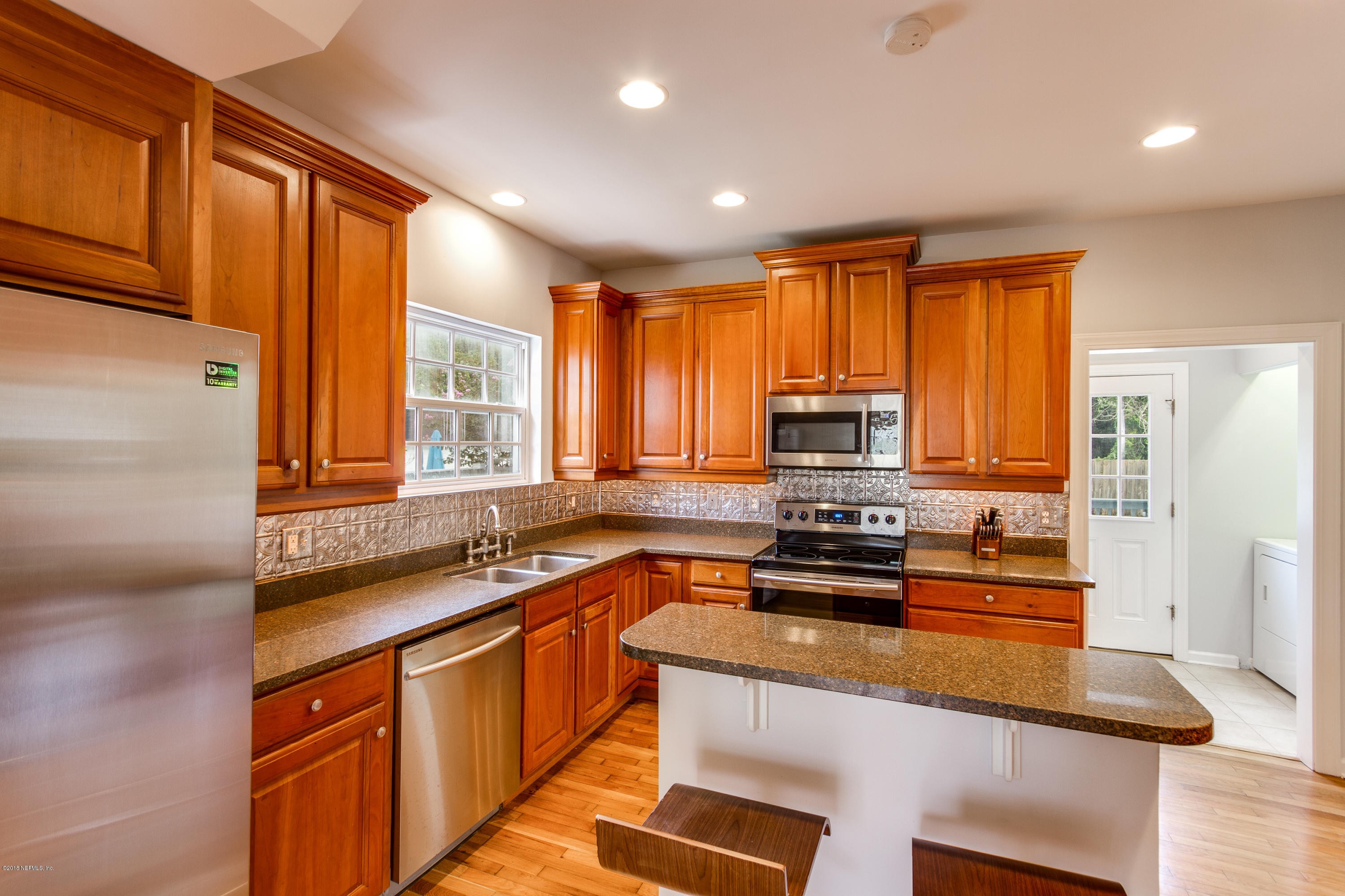 1603 River Oaks Road Jacksonville, FL 32207 - Photo 18 of 49 Cherry cabintry in updated Kitchen