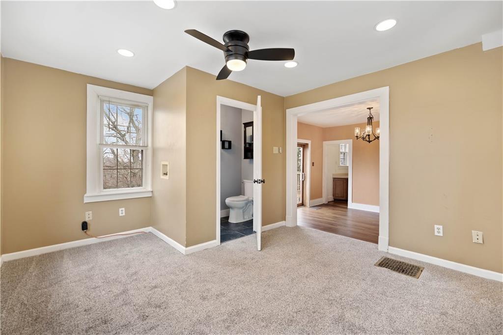 1030 Greentree Road Pittsburgh, PA 15220 - Photo 11 of 25 Gallery Image 11