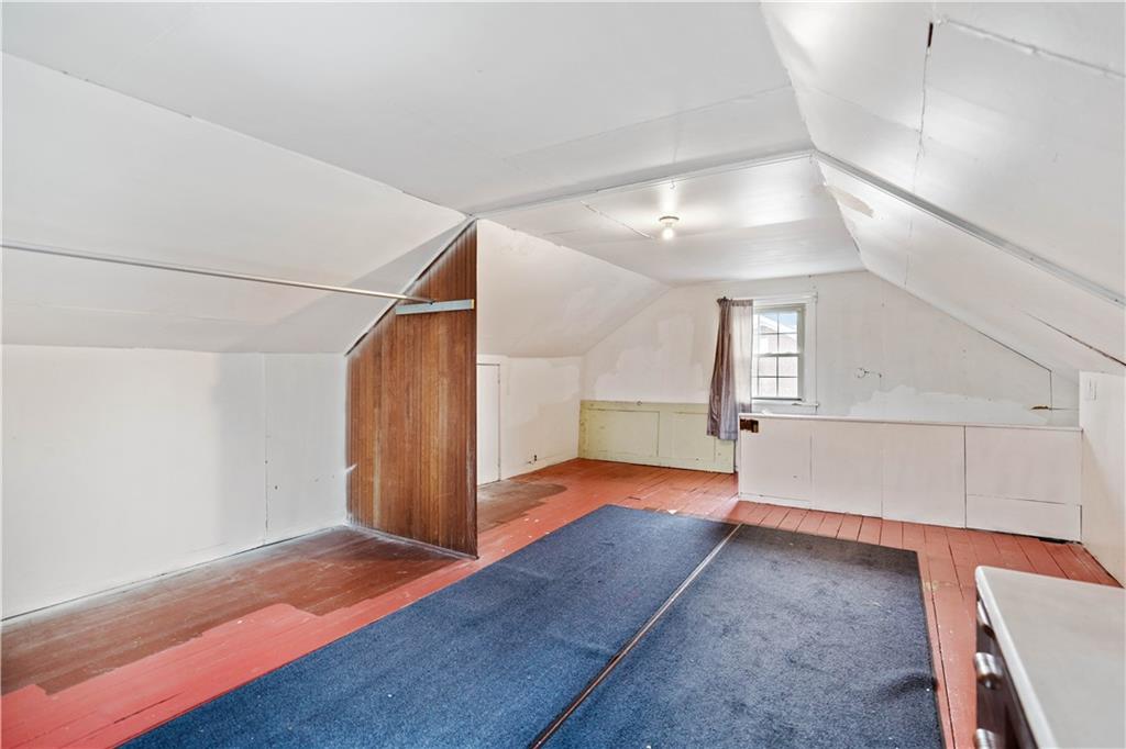 1030 Greentree Road Pittsburgh, PA 15220 - Photo 22 of 25 Gallery Image 22