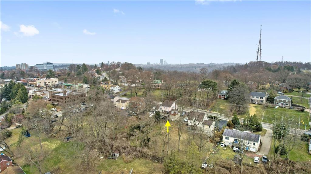 1030 Greentree Road Pittsburgh, PA 15220 - Photo 3 of 25 Gallery Image 3