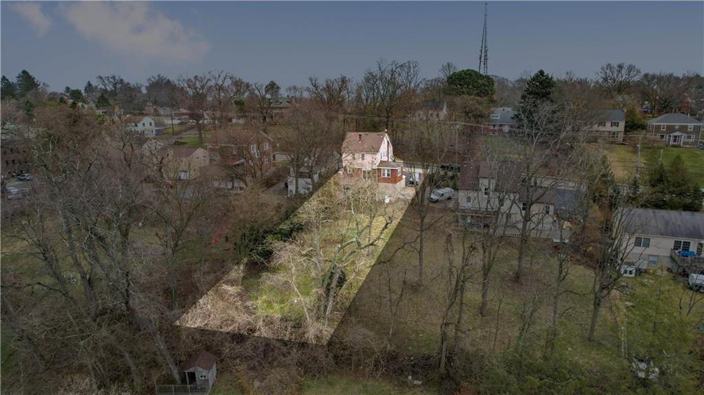 1030 Greentree Road Pittsburgh, PA 15220 - Photo 4 of 25 Gallery Image 4