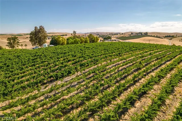 $1,995,000 | 6172 Hawk Ridge Place, San Miguel, CA 93451